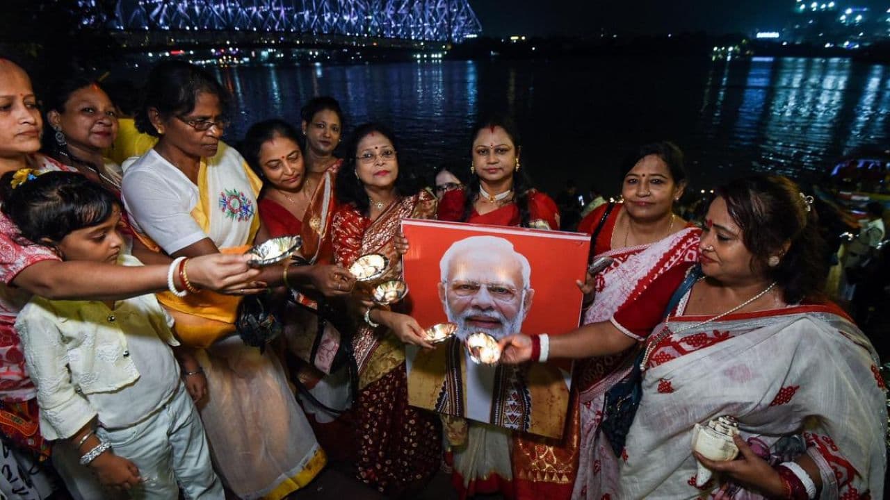 कॉलेज में मोदी के प्रचार वाले नाटक 'नमो सेवा' से छात्रों का इनकार क्यों कॉलेज में मोदी के प्रचार वाले नाटक 'नमो सेवा' से छात्रों का इनकार क्यों