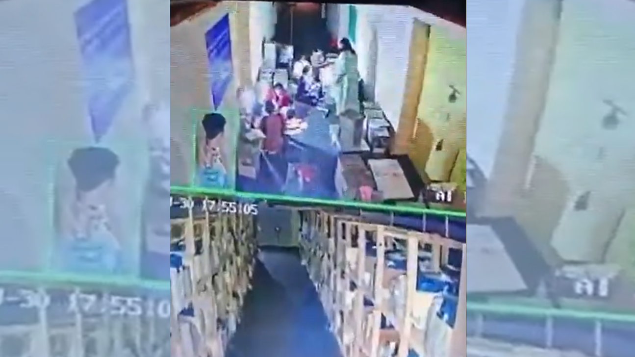 TMC का आरोप- बीजेपी ने स्ट्रॉन्गरूम में बैलेट बॉक्स खोले, वीडियो जारी; ECI की सफाई क्या? TMC का आरोप- बीजेपी ने स्ट्रॉन्गरूम में बैलेट बॉक्स खोले, वीडियो जारी; ECI की सफाई क्या?