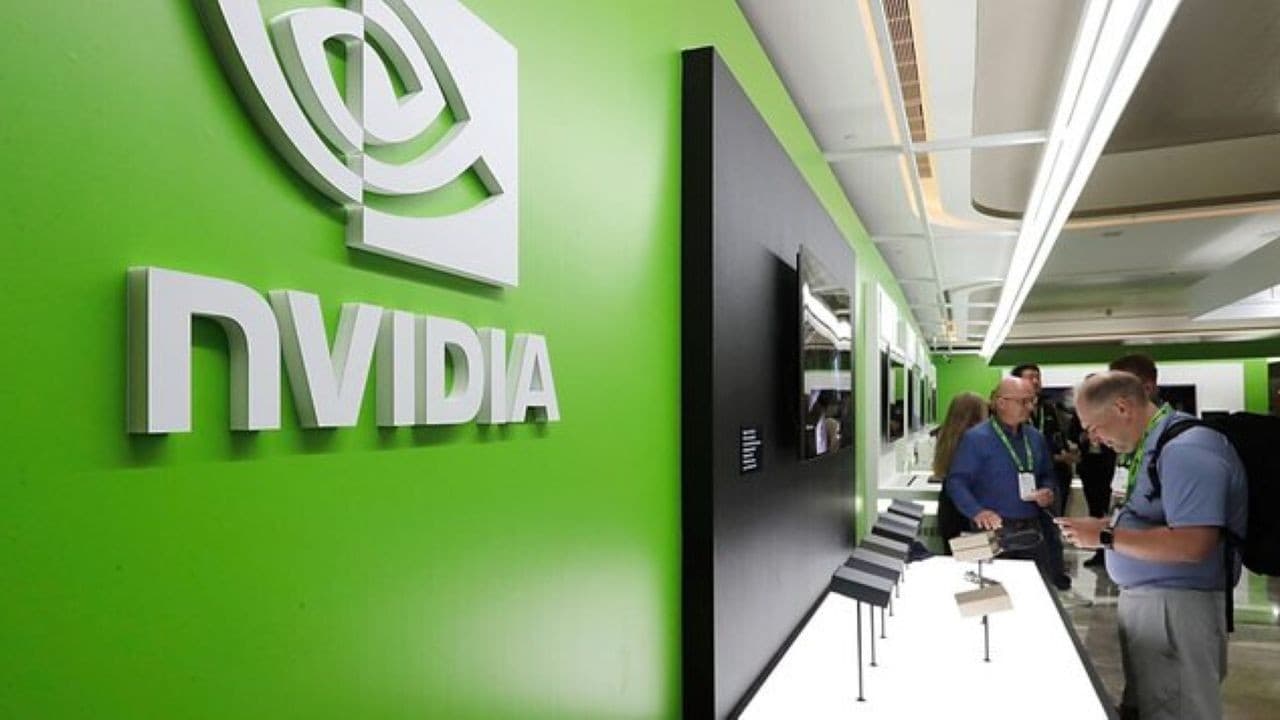 AI boom-एनवीडिया $5 ट्रिलियन को छूने वाली दुनिया की पहली कंपनी बनी AI boom-एनवीडिया $5 ट्रिलियन को छूने वाली दुनिया की पहली कंपनी बनी