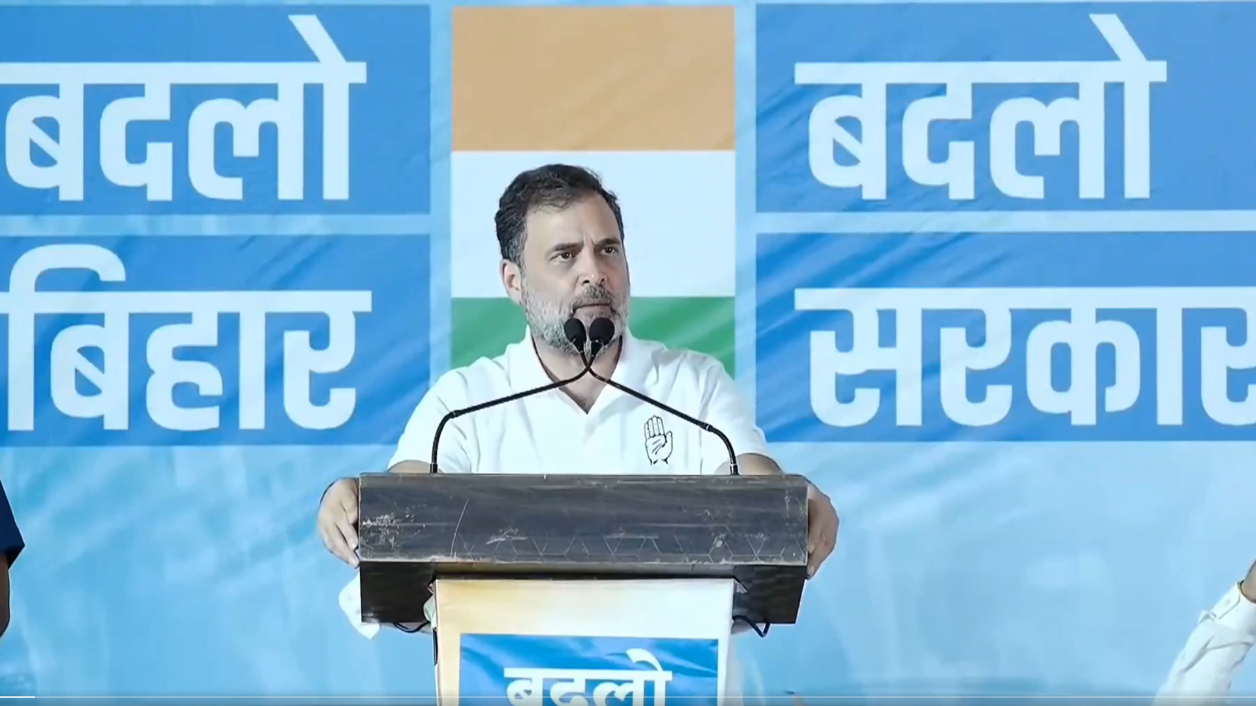 इंदिरा महिला थीं, लेकिन इस मर्द से ज्यादा दम उनमें था, नरेंद्र मोदी डरपोक हैं: राहुल इंदिरा महिला थीं, लेकिन इस मर्द से ज्यादा दम उनमें था, नरेंद्र मोदी डरपोक हैं: राहुल