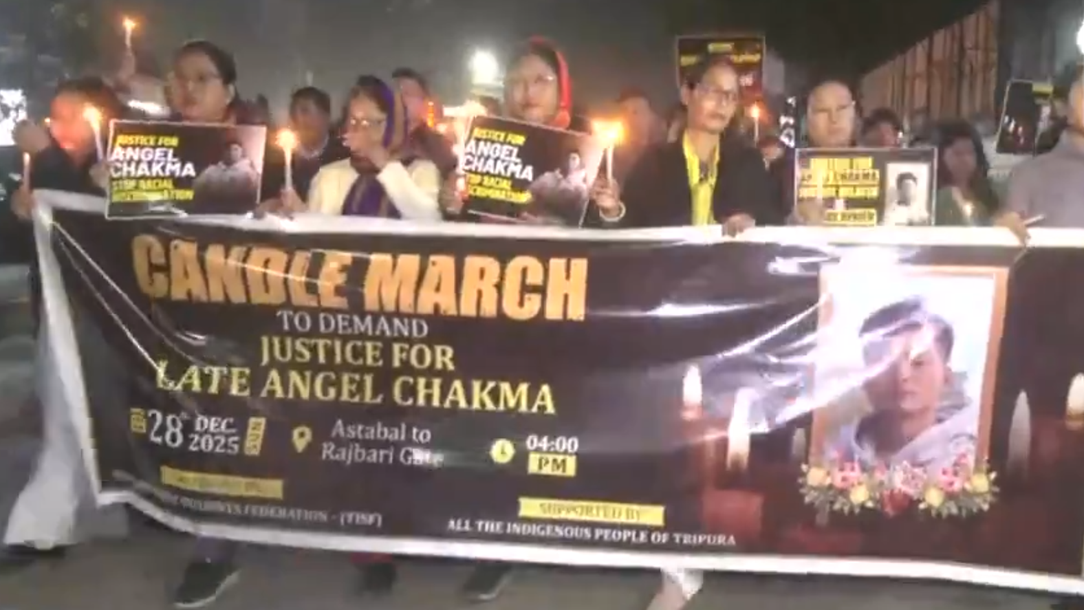 देहरादून में नॉर्थ ईस्ट के छात्र दहशत में, त्रिपुरा में प्रदर्शन, तमिलनाडु में ओडिशा के मज़दूर को पीटा देहरादून में नॉर्थ ईस्ट के छात्र दहशत में, त्रिपुरा में प्रदर्शन, तमिलनाडु में ओडिशा के मज़दूर को पीटा